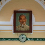 Portrait de Hô Chi Minh dans le bâtiment de la poste centrale